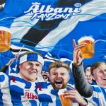 Fanzone lærredprint på 18mm blindramme B180xH103 cm klar til ophæng